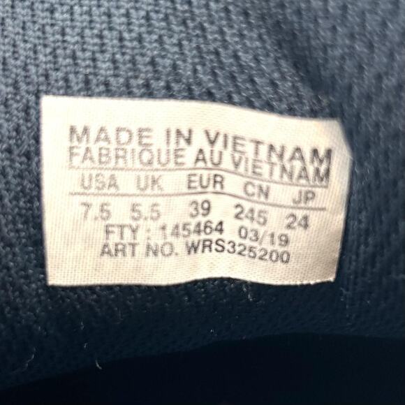 Wilson‎ Tennis Shoes Womens Size 7.5 Navy Red Court Performance Grip WRS325200 - Picture 9 of 9